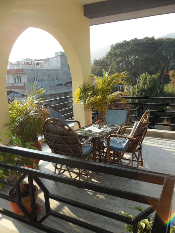 Hotel Nirvana Pokhara Eksteriør billede
