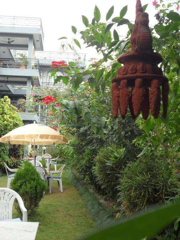 Hotel Nirvana Pokhara Eksteriør billede
