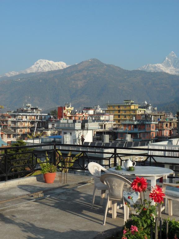 Hotel Nirvana Pokhara Eksteriør billede